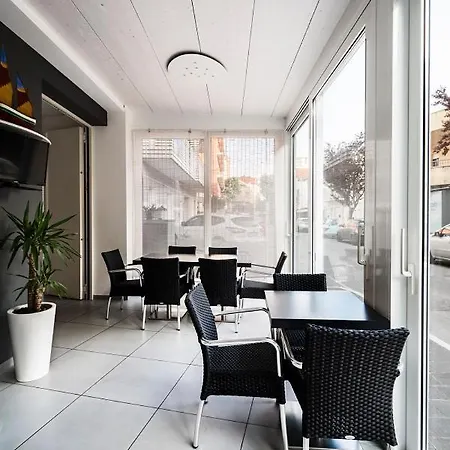 Hotel Vienna 2*