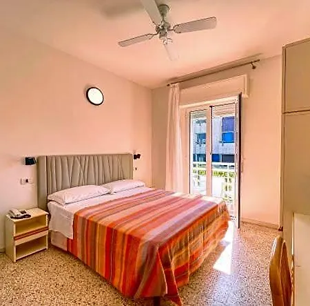 Hotel Vienna 2*