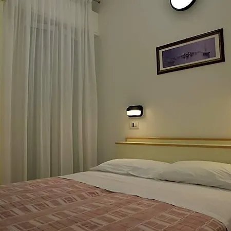 Vienna 2* Gabicce Mare