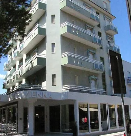 Vienna Hotel 2*