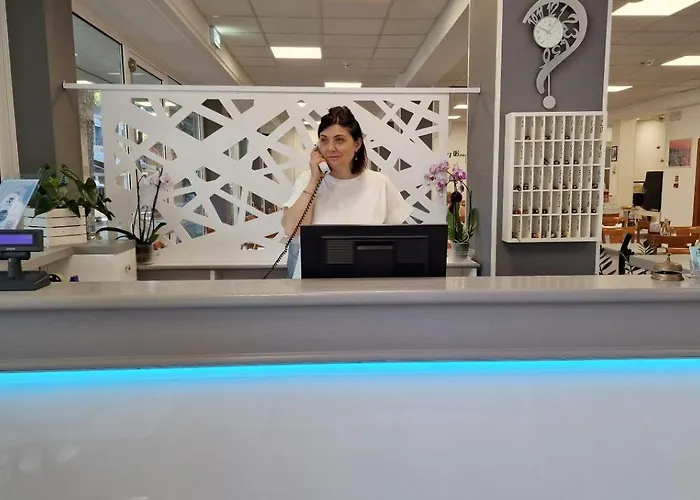 Отель Vienna Габичче-Маре