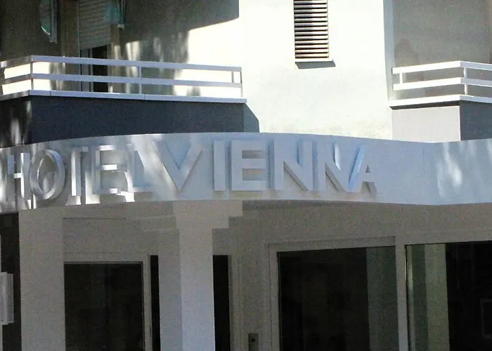 Отель Vienna Габичче-Маре