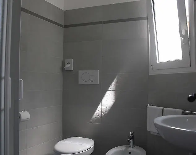 Отель Vienna 2*